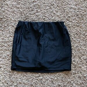 Missguided black skirt